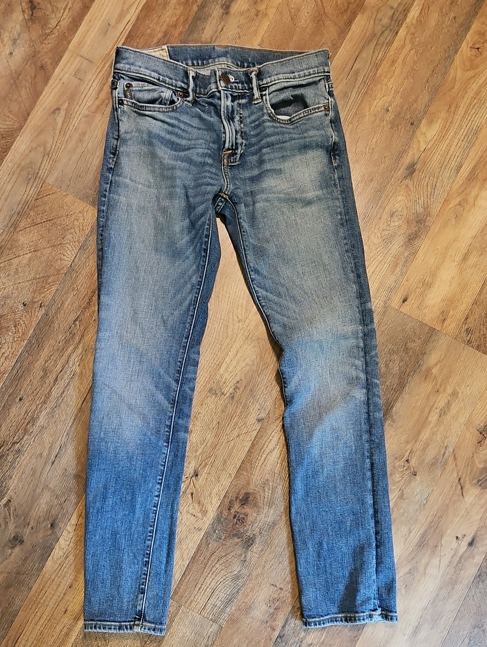 👖Abercrombie & Fitch Light Blue Straight Leg Jeans
